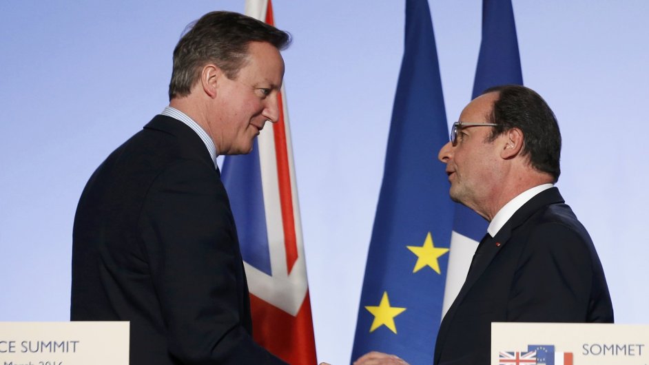 Britsk premir David Cameron a francouzsk prezident Franois Hollande bhem britsko-francouzskho summitu.