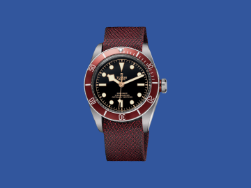 Hodinky Tudor Heritage Black Bay svým designem nezapřou provázanost švýcarské manufaktury s vojenskými organizacemi celého světa.