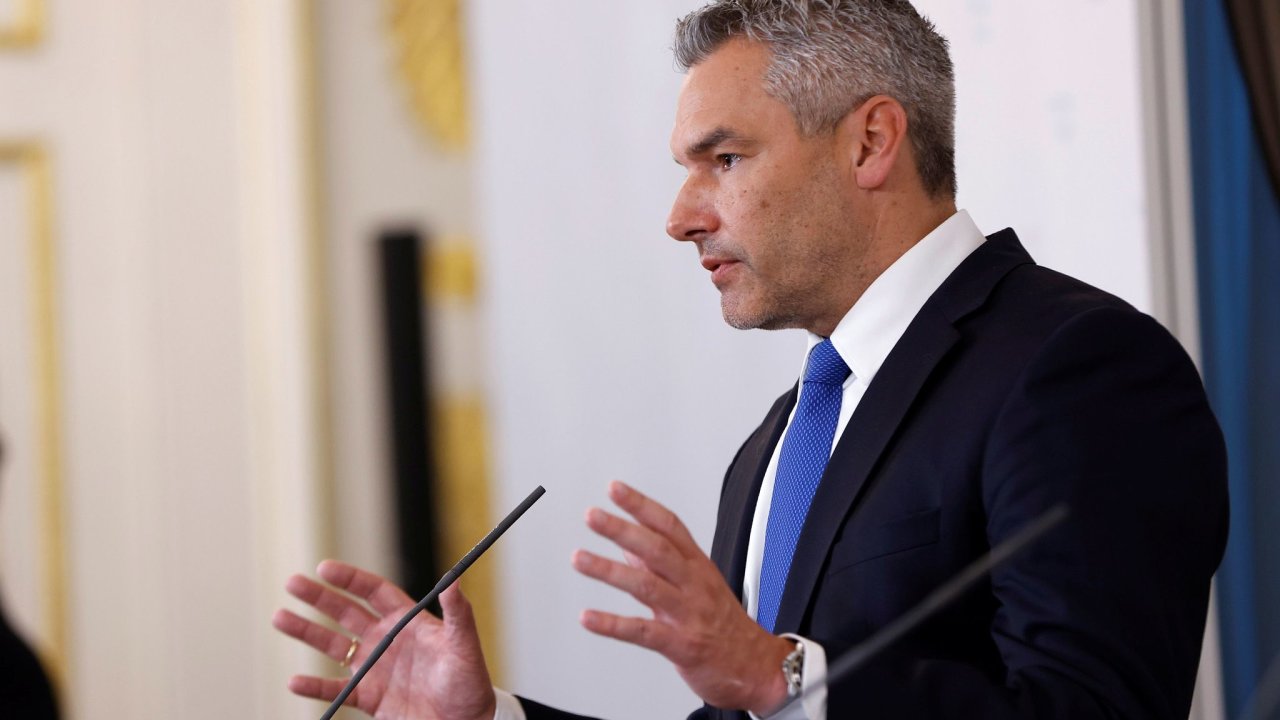 Nový rakouský kancléř Karl Nehammer