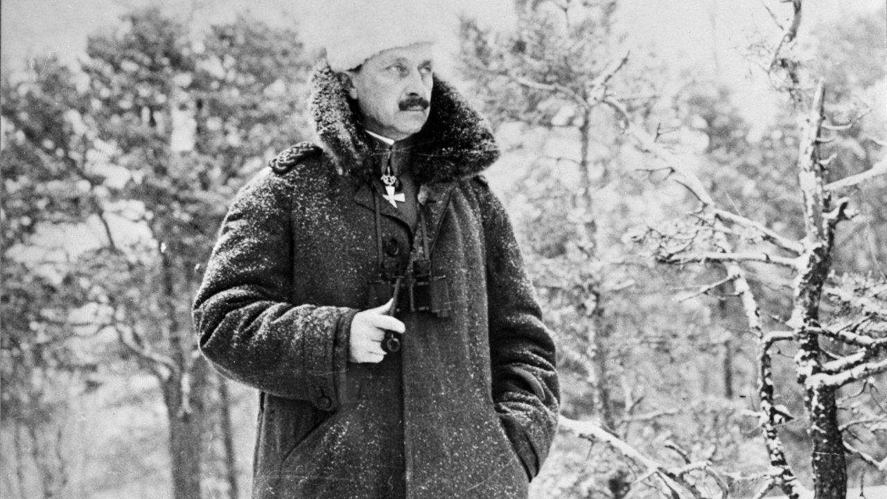 Carl Gustaf Mannerheim byl mimo jiné vrchním velitelem finských ozbrojených sil během Zimní války, kdy na Finsko zaútočil Sovětský svaz.