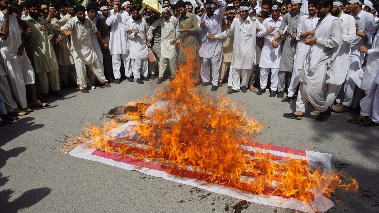 Protesty proti filmu Nevinnost muslim v Pkistnu