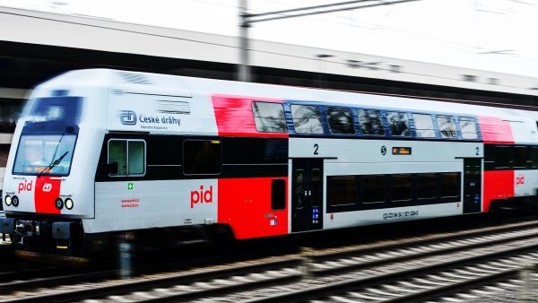 Dražší jízdenky v Praze a okolí jsou tu. Jak nemít pocit, že jste právě prohráli peníze v tarifním kasinu
