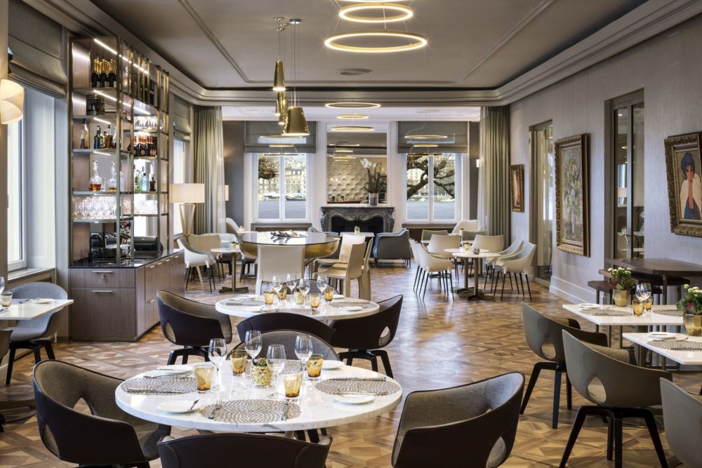 Hotel Ritz-Carlton de la Paix v Ženevě