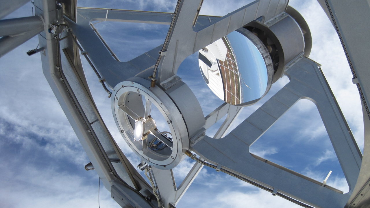 Oteven konstrukce teleskopu GREGOR.