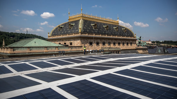 Byznys vs. památkáři: solární panely v centrech měst nemusí tolik vadit