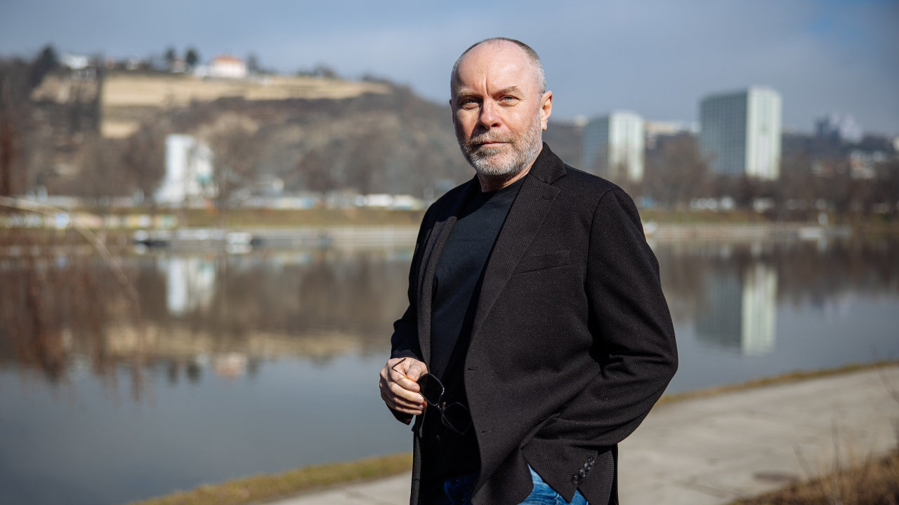 Renti�r Tibor Nyitray