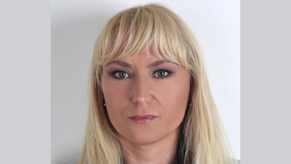 Anna Glasov, editelka tvaru etnictv a Kontroling esk spoitelny
