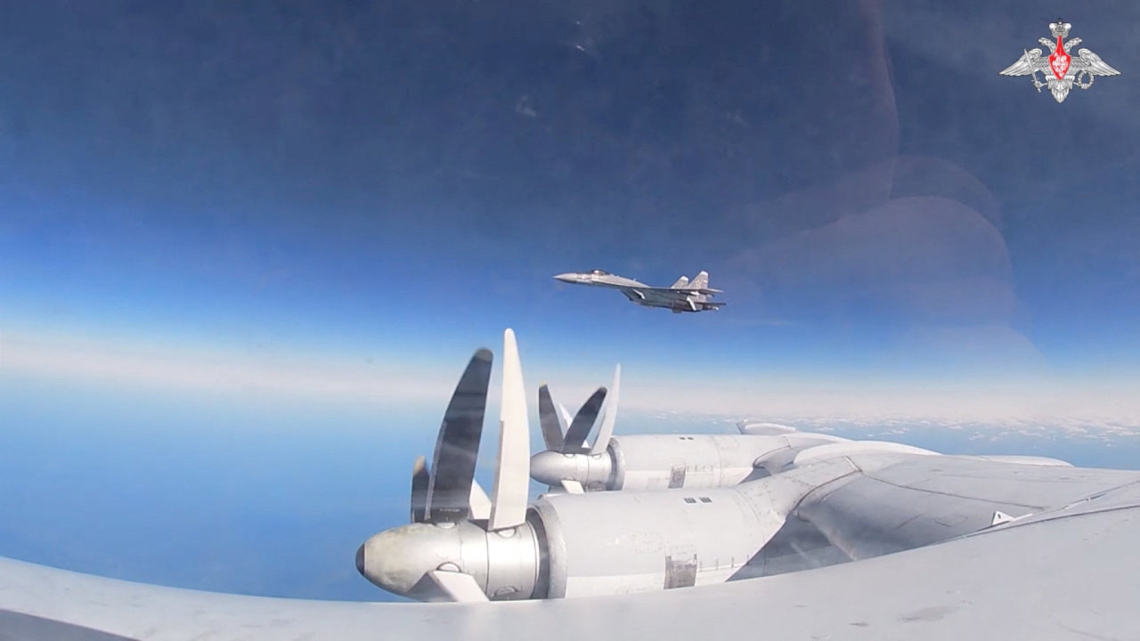 SU-35, sthac letoun, Rusko