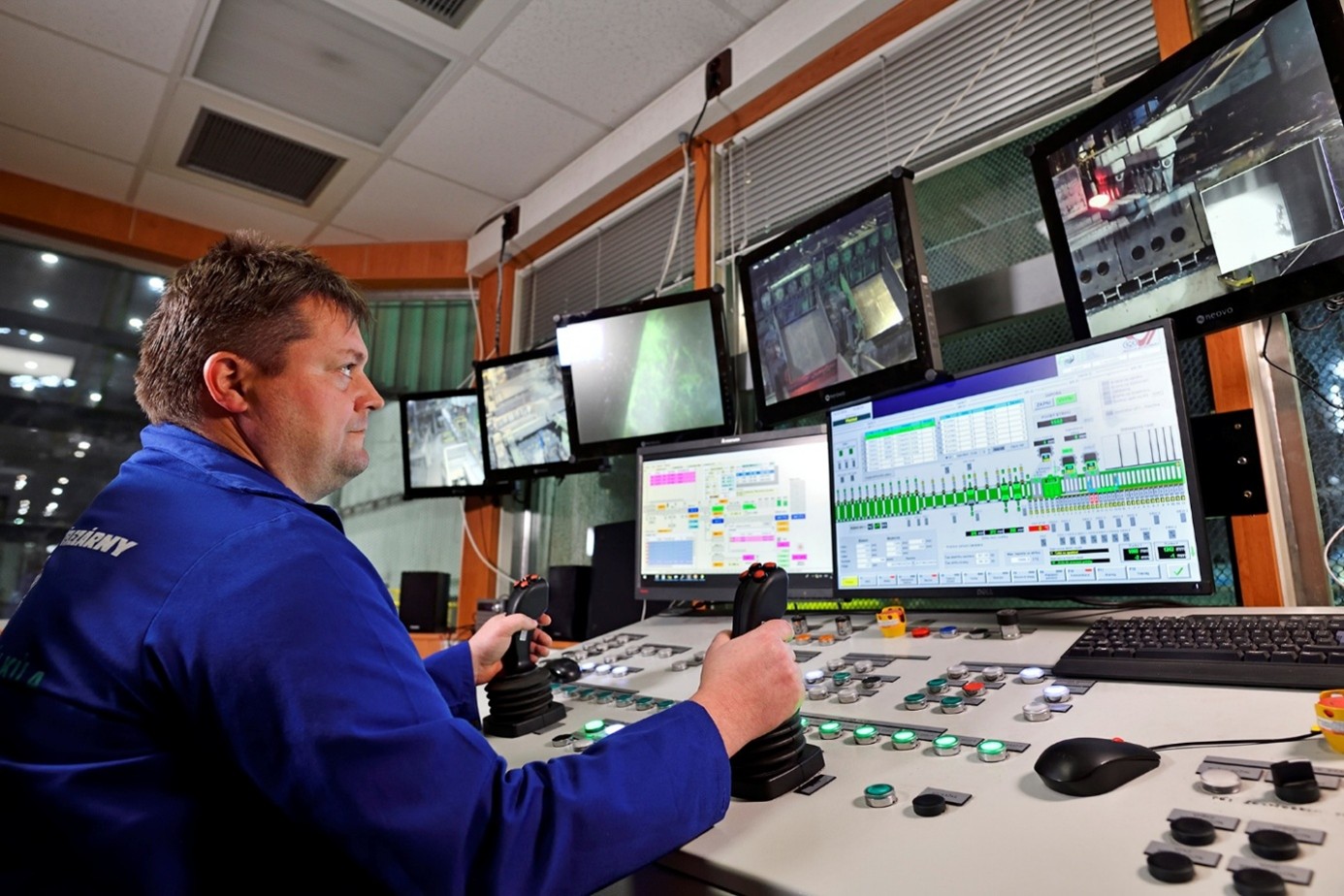 Ovl�d�n� v�lcovac� trat�