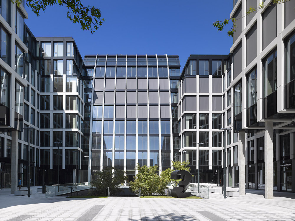 Autorem architektonického návrhu pražského Florentina je ateliér Cigler Marani Architects. Sipral dodal obvodový plášť.