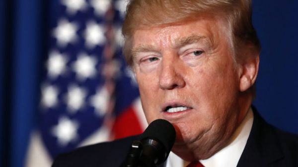 Trump: &Uacute;tok na syrsk&eacute; leti&scaron;t� je v �ivotn� d�le�it&eacute;m bezpe�nostn&iacute;m z&aacute;jmu USA.