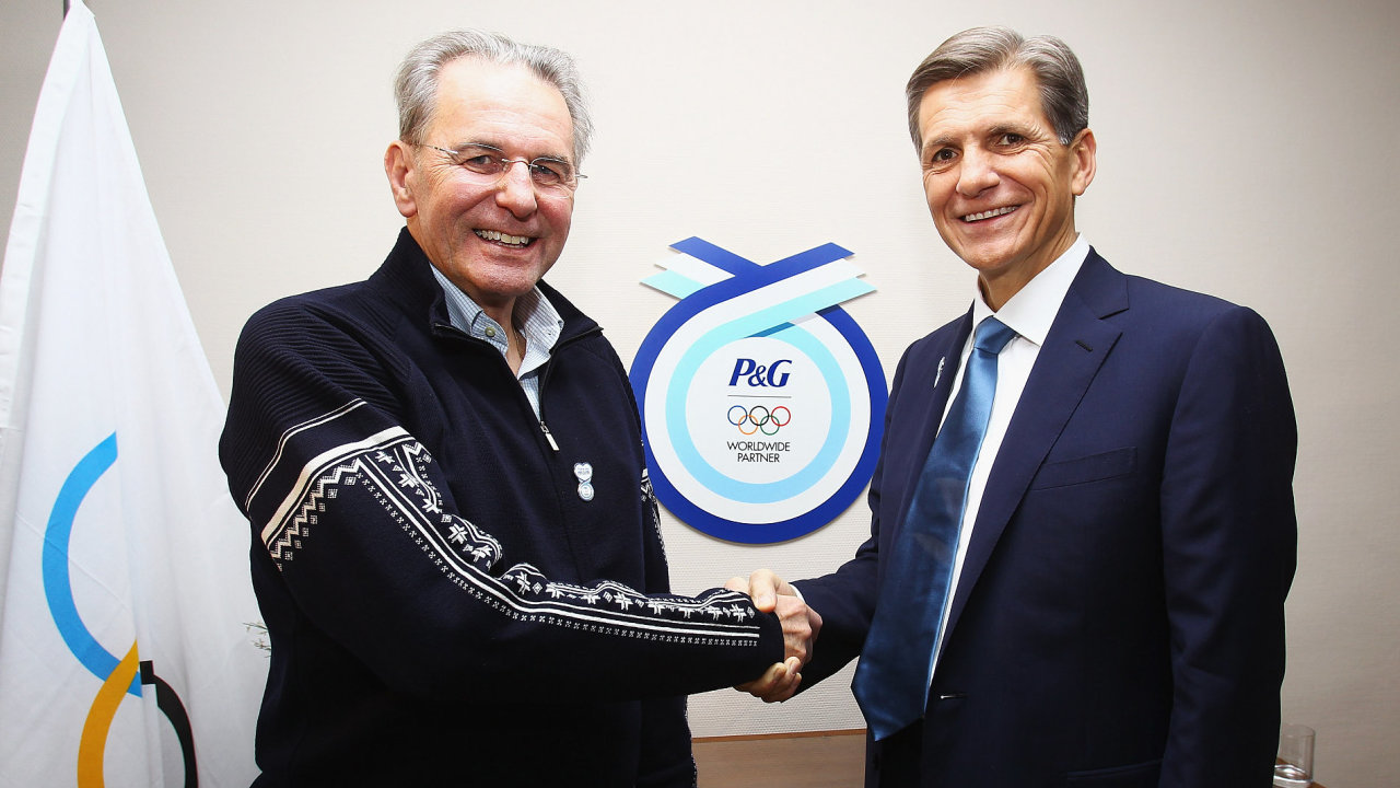 Jacques Rogge, prezident Mezinrodnho olympijskho vboru a Marc Pritchard,  editel firmy P&G pro marketing a budovn znaky