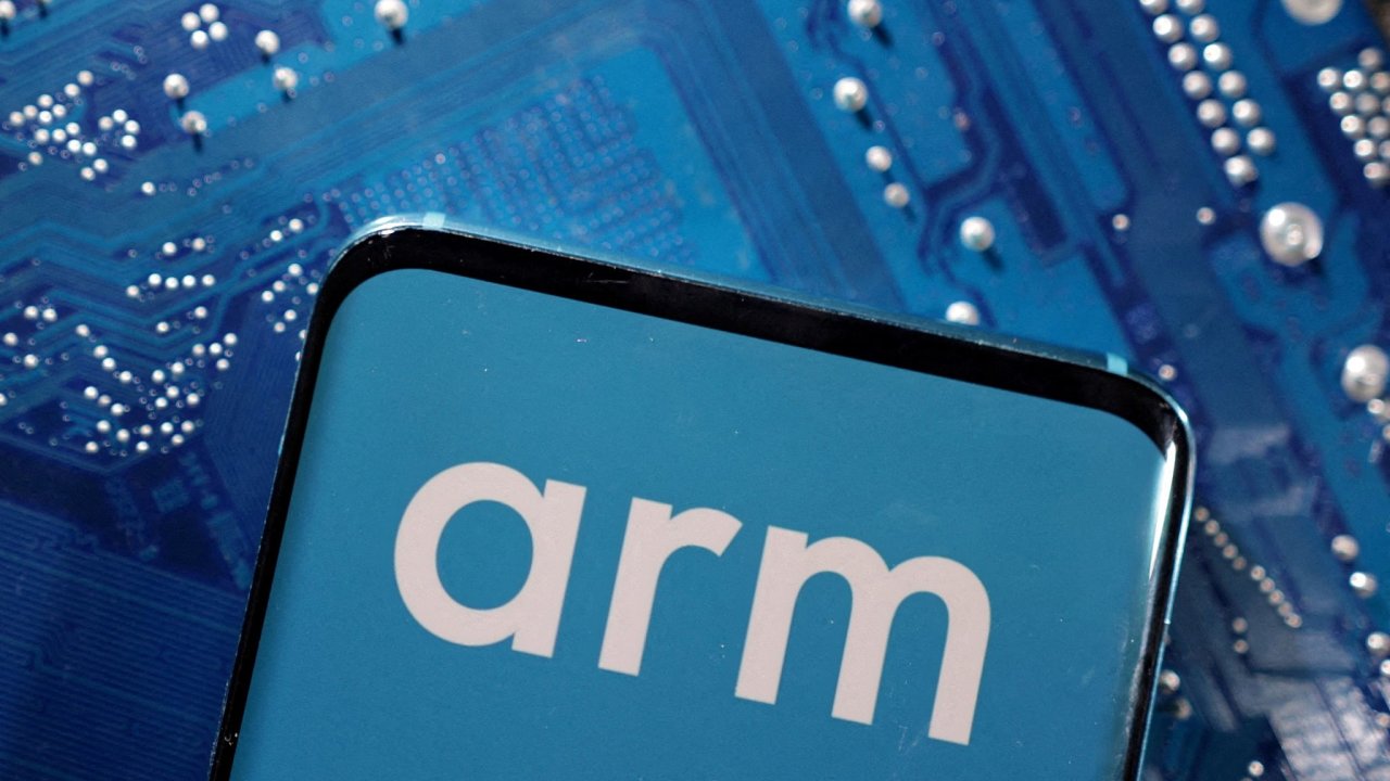 Arm vstupuje na burzu