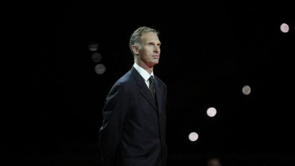 Pardubice jsou v rozkladu, odvr&aacute;cen&iacute; bar&aacute;�e je sci-fi, �&iacute;k&aacute; Ha&scaron;ek.