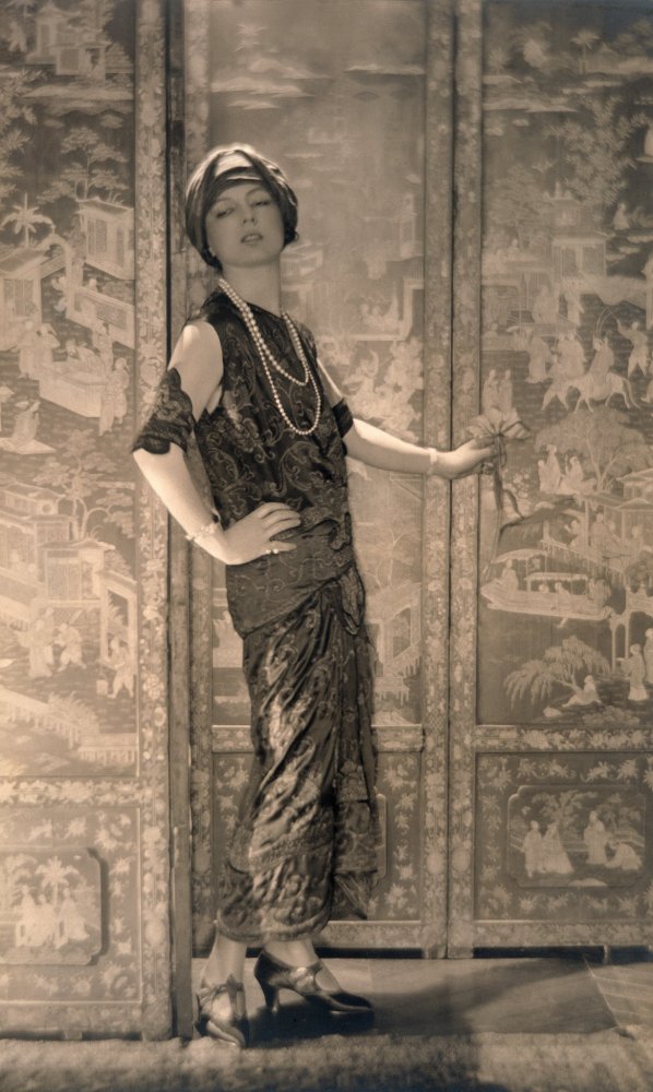 Náhrdelník Toussaint od Cartier pro snímek Debbie a její parťačky Jeanne Toussaintová, kreativní ředitelka domu Cartier.