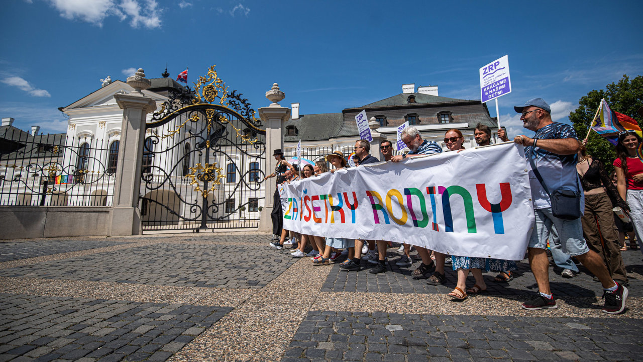 Slovensko, Bratislava, LGBT, Duhov pochod