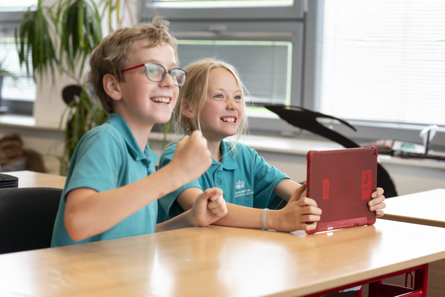 Moderní technologie, jako jsou například tablety, jsou nedílnou součástí interaktivní výuky. (Foto: ČBZŠ) Moderní technologie, jako jsou například tablety, jsou nedílnou součástí interaktivní výuky.
