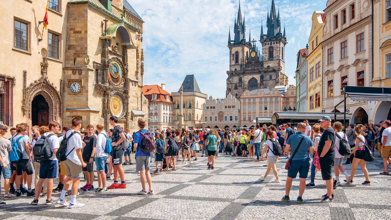 Praha se nechyst zavdt opaten, kter by snila poty turist. Dleitj je pr pizpsobit hostm zciziny infrastrukturu.