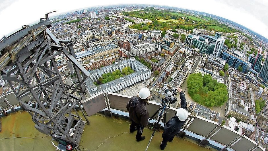 Lid z 360Cities fotili Londn z vrcholu BT Tower po skonen olympijskch her. Na vi byli nkolik dn, finln verzi prezentovali s firmou BT v noru. Vytitn by byla 98 m irok a 24 m vysok.
