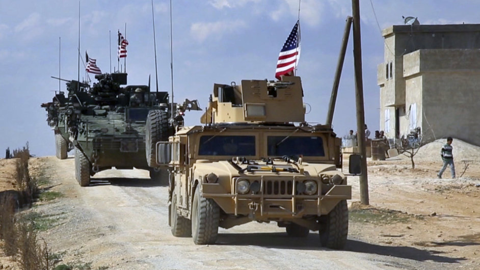 Spojené státy poslali do Sýrie tìžce vyzbrojené vojáky. Proti Islámskému státu