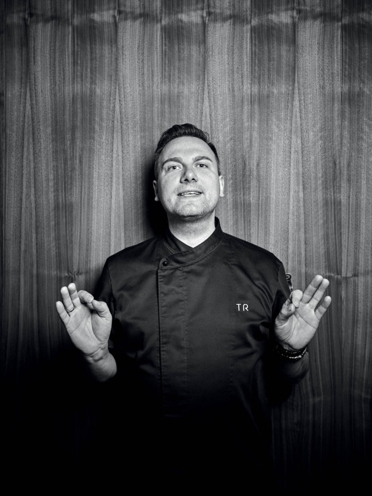 „Přiznávám, že jsem v minulosti byl velmi, velmi tvrdý šéf. Hnal mě úspěch,“ říká Tim Raue.