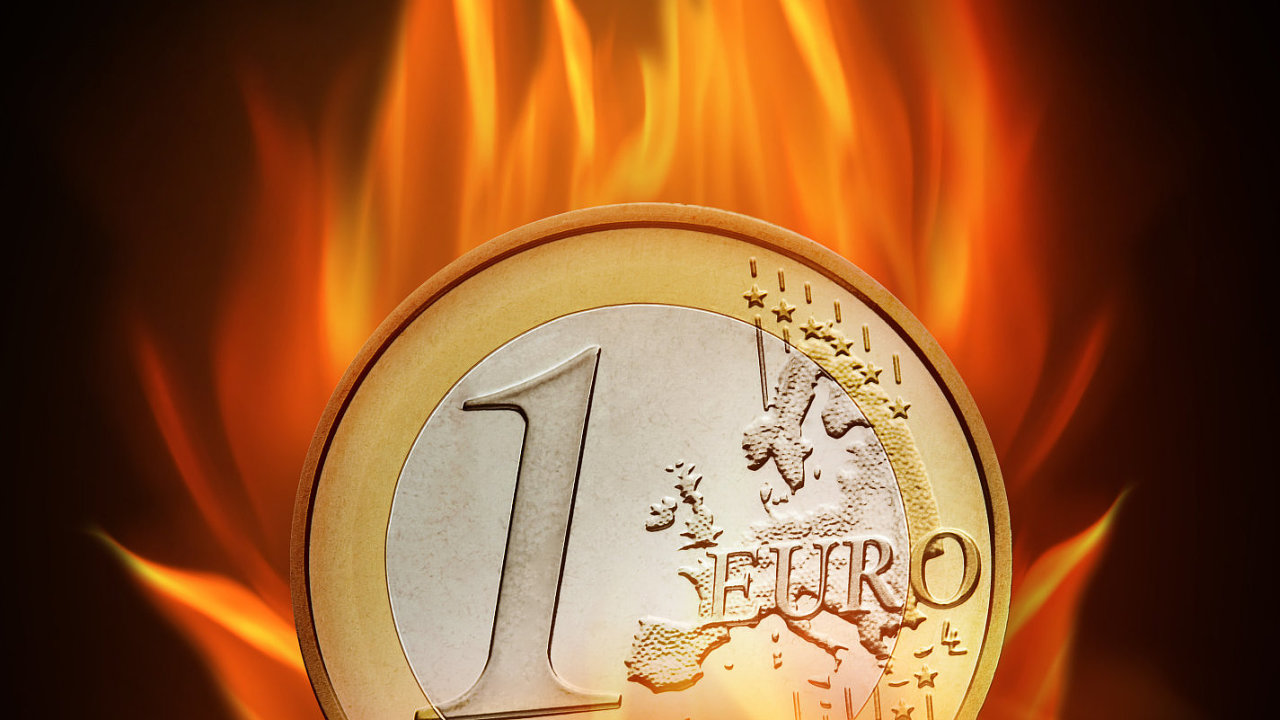 Peije euro dluhovou krizi?