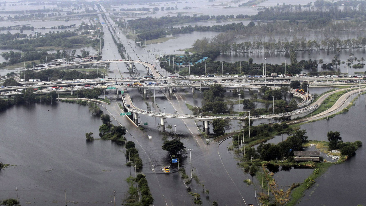 Bangkok ekaj nejhor zplavy za poslednch 50 let
