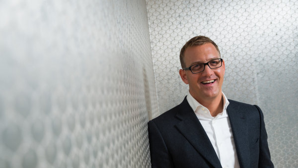 Křetínský chce ovládnout francouzský řetězec z elektronikou. Jeho tržby předloni přesáhly 10 miliard eur