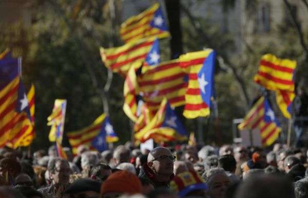 Katal&aacute;nsko, nez&aacute;vislost, &Scaron;pan�lsko