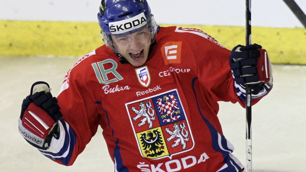 Jakub Petru��lek vst�elil Rus�m vyrovn�vac� branku.