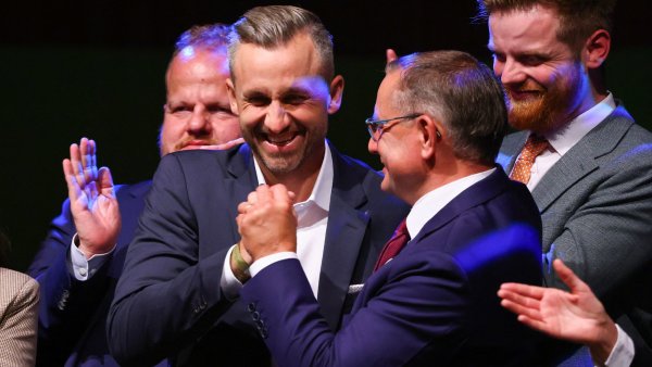 Ulrich Siegmund, l�dr AfD v Sasku-Anhaltsku, po ozn�men� p�edb�n�ch v�sledk�...