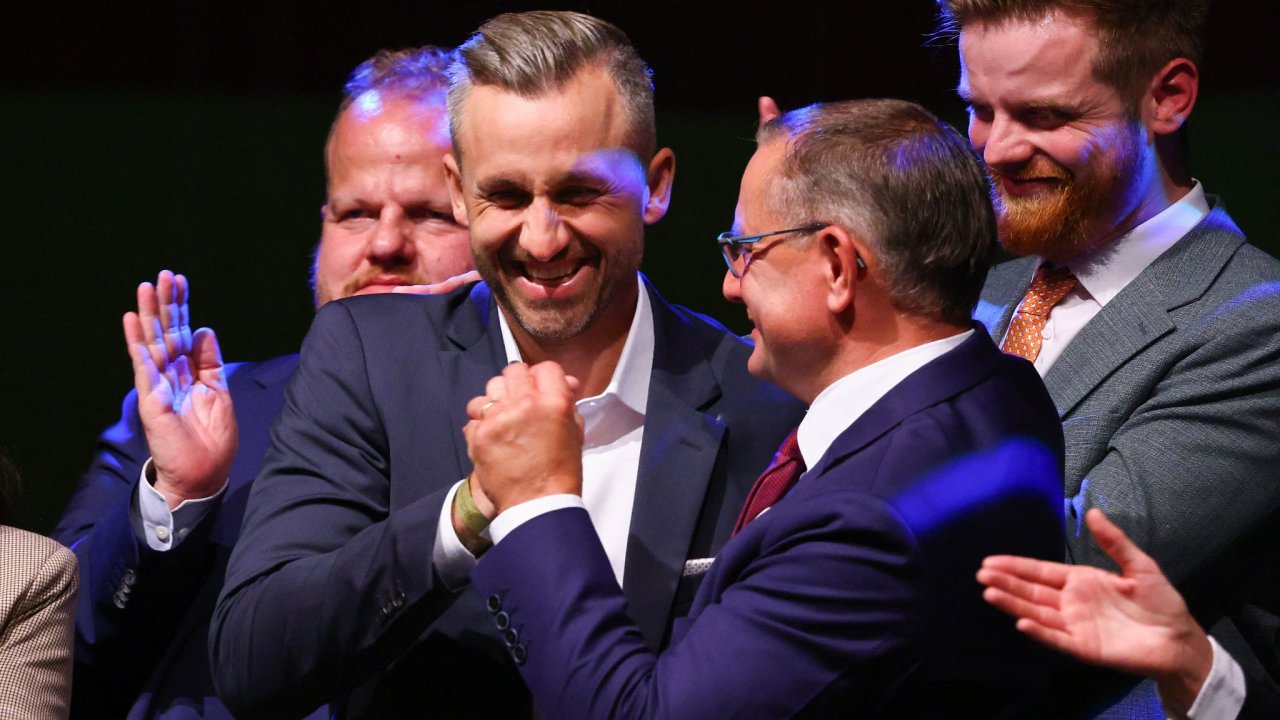 Ulrich Siegmund, l�dr AfD v Sasku-Anhaltsku, po ozn�men� p�edb�n�ch v�sledk�...