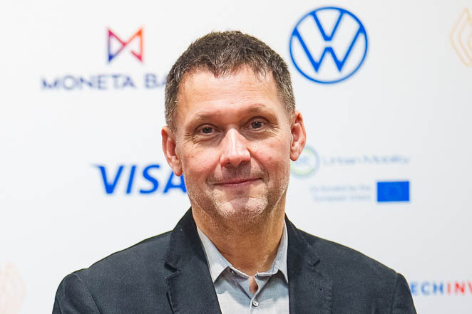 Martin Veselík, jednatel a spolumajitel VITAPUR spol. s r. o., Volkswagen Firma roku 2026 Pardubického kraje (Foto: archiv soutěže) Martin Veselík, jednatel a spolumajitel VITAPUR spol. s r. o.,...