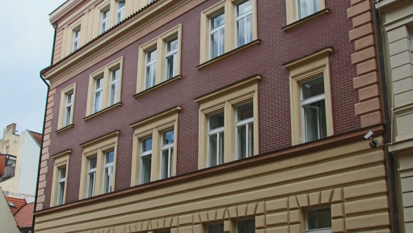 Noví majitelé v budově plánují hotel.
