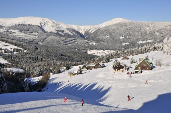 Ly�a�sk&yacute; are&aacute;l Pec pod Sn�kou