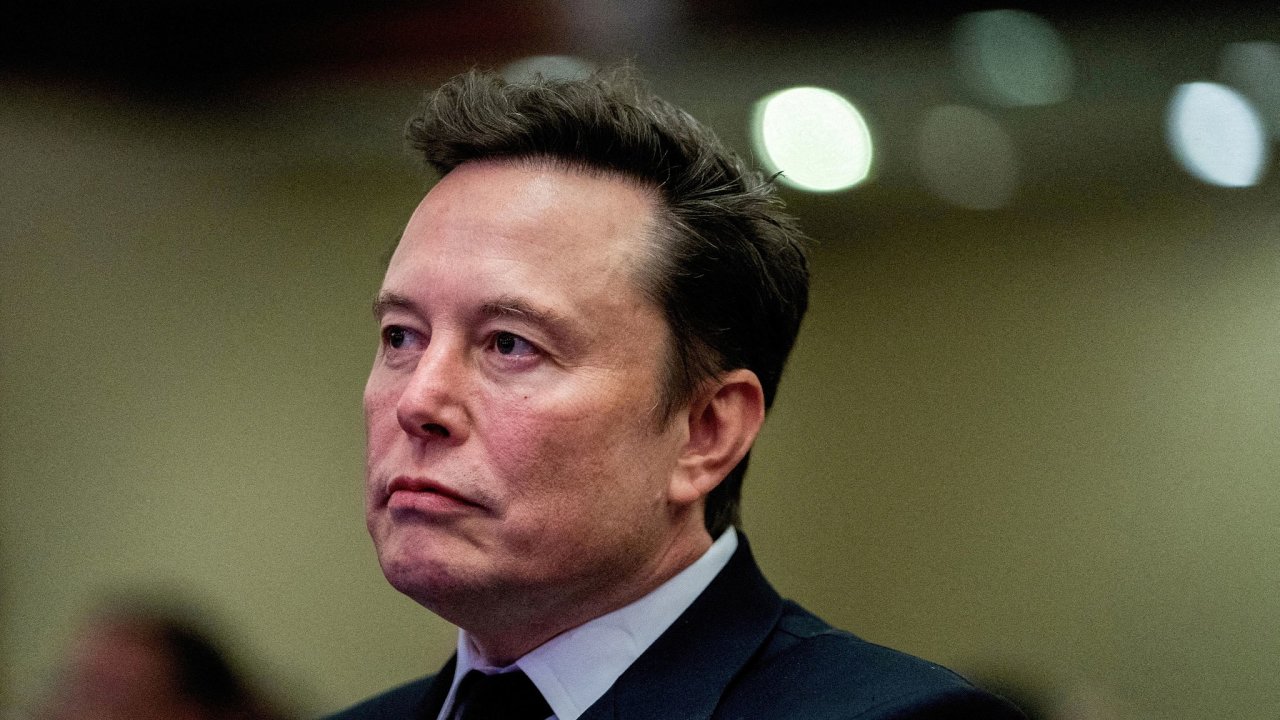 Miliard Elon Musk chce ovlivnit nmeck volby.