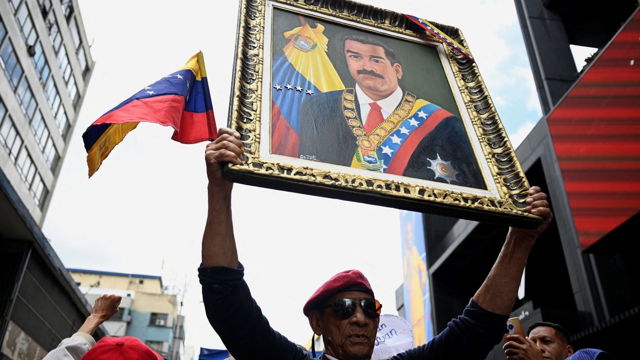 Protest za propu�t�n� zadr�en�ho prezidenta Nicolase Madura v hlavn�m m�st� Venezuely Caracasu (ilustra�n� foto).