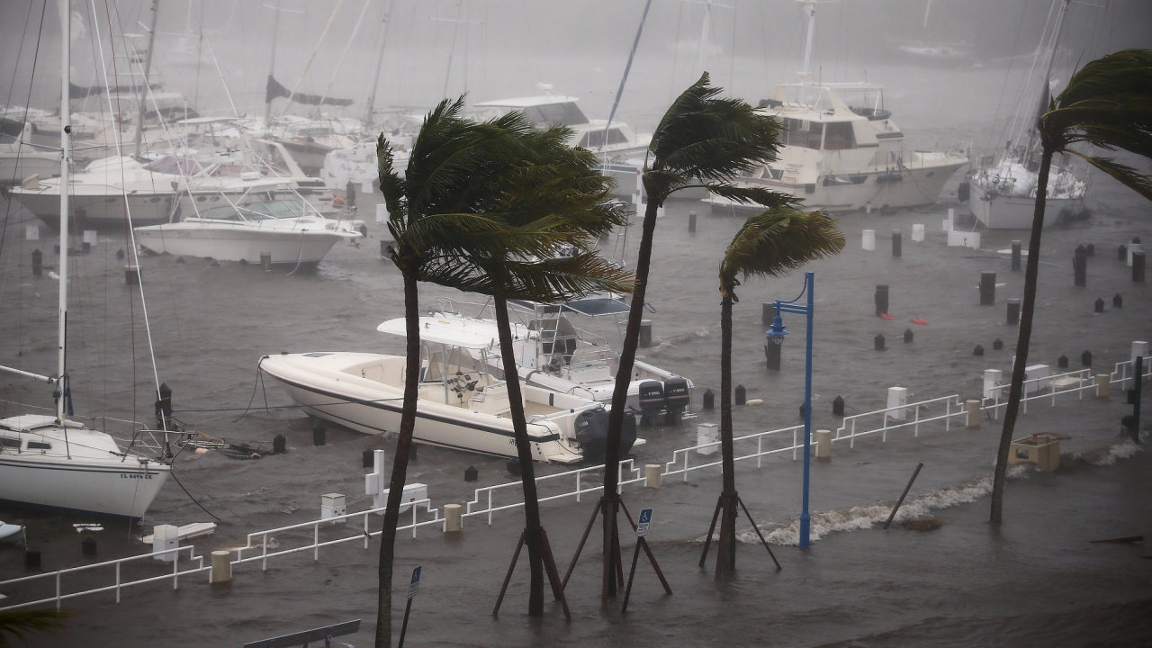 Irma se bl k mstu Naples na zpadnm pobe Floridy