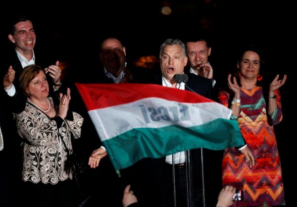 Ma�arsk&yacute; premi&eacute;r Viktor Orb&aacute;n vyhr&aacute;l volby