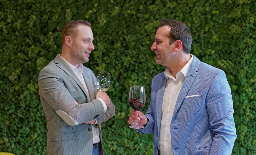 Jiří Lešikar (vlevo) a Lumír Sendrei, majitelé restaurace Signature