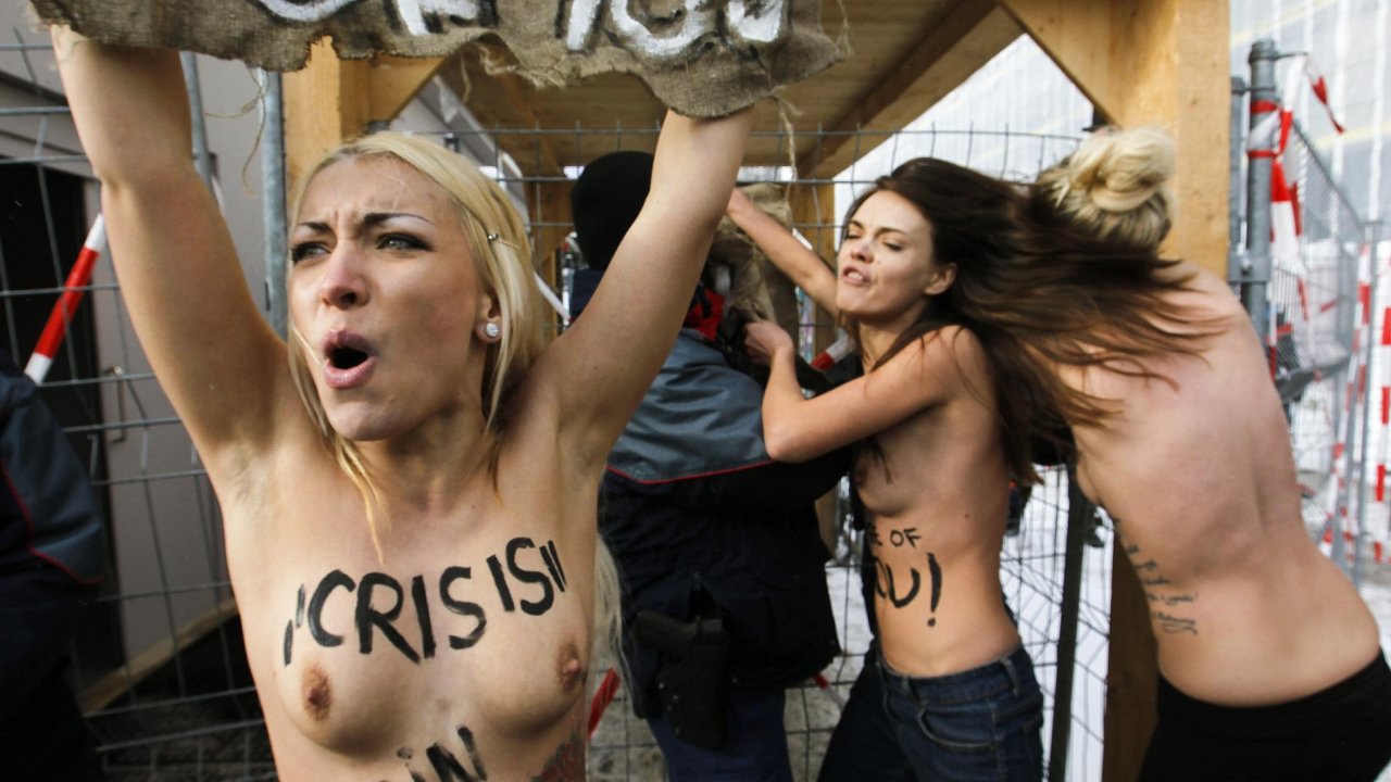 Protesty Ukrajinek v Davosu