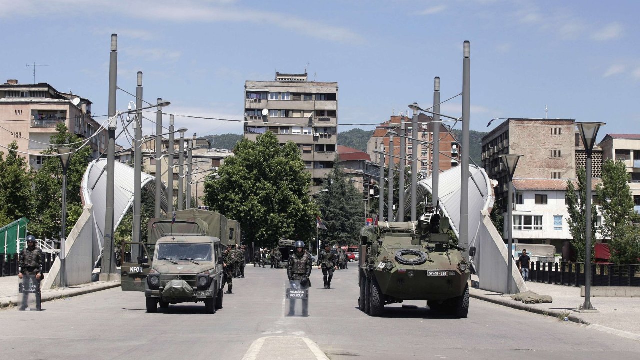 Vojska NATO v Mitrovici