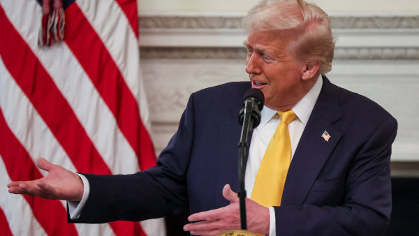 &bdquo;Člověku je z toho špatně... Už toho mám dost.&ldquo; Podle Trumpa není Zelenského účast na jednáních o ukončení války &bdquo;příliš důležitá&ldquo;