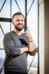 Budoucností je chytrý nábytek a interiér