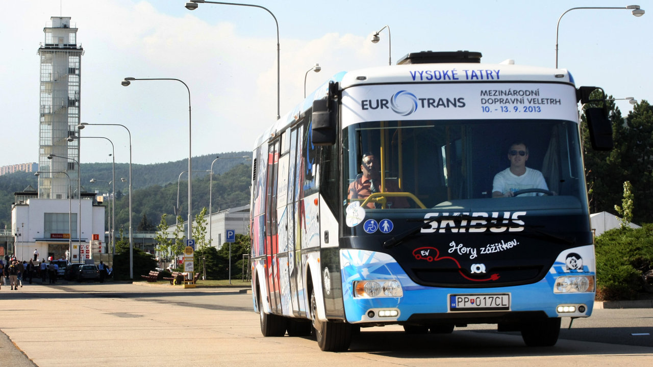 Elektrobus z dlny firmy SOR Libchavy ujede na jedno nabit zhruba 150 km.