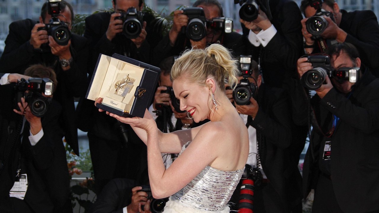 Hereka Kirsten Dunstov, zlat palma, Cannes 2011