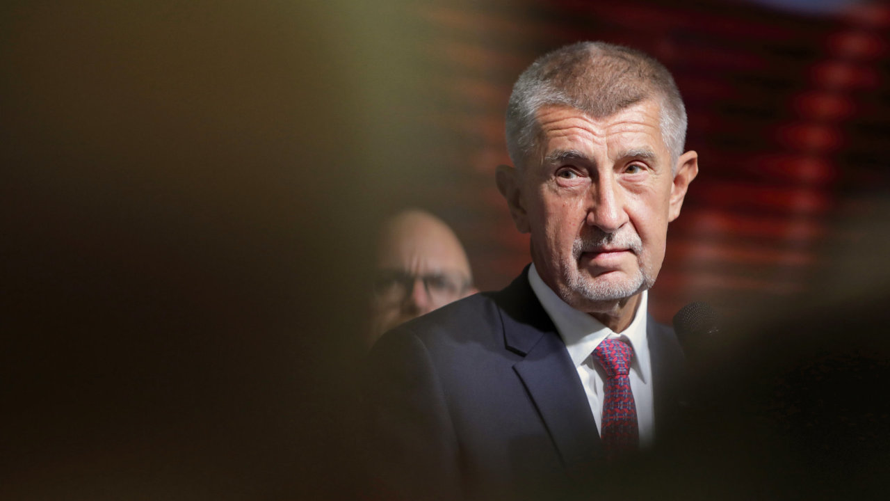Od voleb je�t� neuplynulo ani deset dn� a ��f hnut� ANO Andrej Babi� u� mus�...
