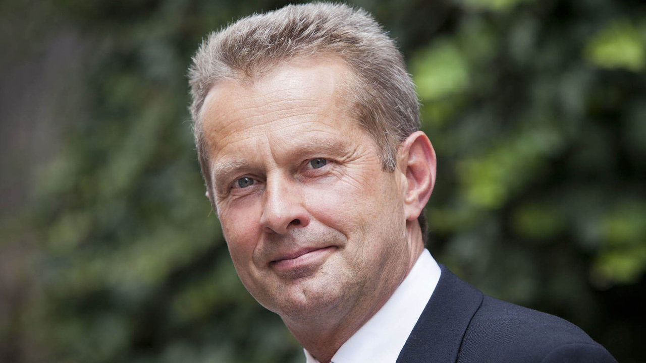 Gener�ln� �editel CzechTradu Radomil Dole�al