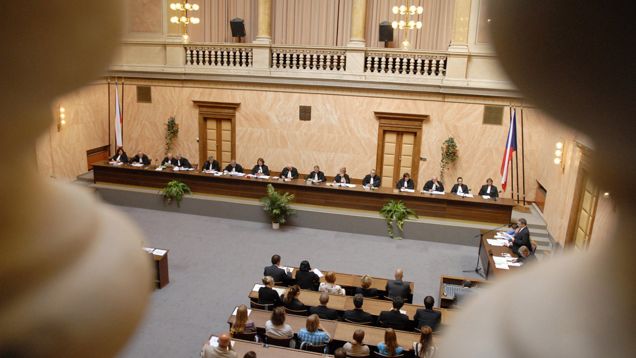 Ústavní soud, ilustraèní foto