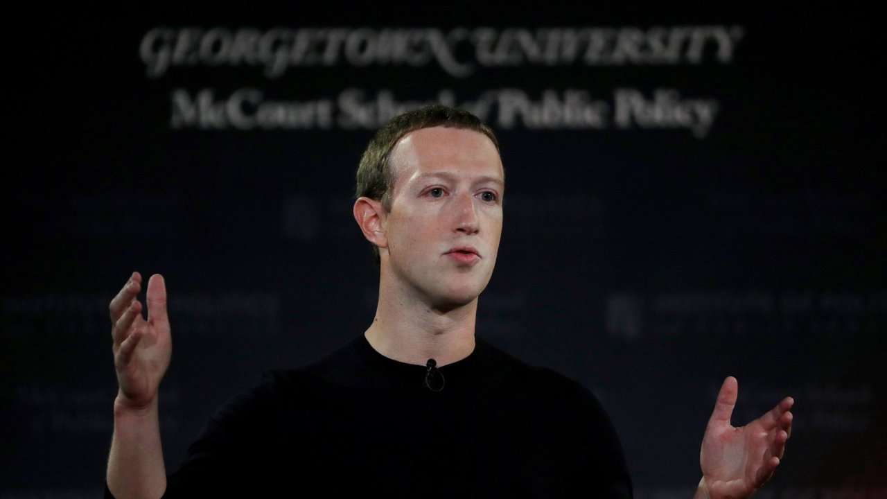 Mark Zuckerberg oznamuje, že se jméno Facebook zmìní na Meta